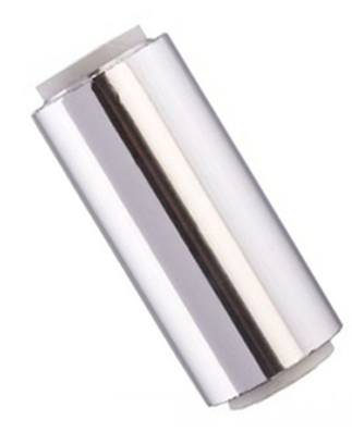 Le Rouleau d'Aluminium est un incontournable dans l'arsenal de tout professionnel de la coiffure. Conçu pour répondre aux exigences spécifiques de votre métier, notre rouleau de 100 mètres est présenté dans une boîte distributrice pratique, offrant une solution pratique et économique pour vos besoins d'emballage et de mise en forme des cheveux 12 cm x 12 µ| 12 cm x 15 µ | 15 cm x 12 µ | 15 cm x 15 µ