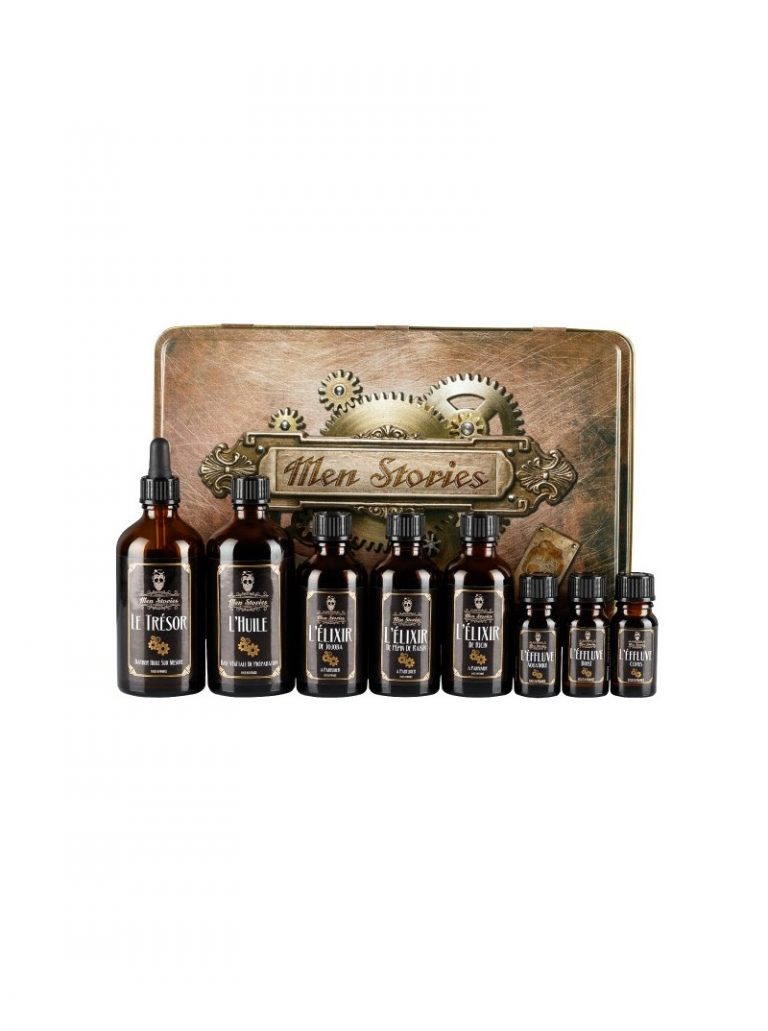 COFFRET MYSTERE - MEN STORIES Le coffret mystere - Men Stories comment ça marche ?? Ce coffret vous permettra de créer votre soin a souhait, de nombreuse possibilités s'offre à vous, il vous suffit de mélanger les soins et parfums avec la base fournie pour réaliser votre soin idéal. Contenance : -1 flacon 100ML "le trésor", il vous permettra de réaliser vos mélanges grâce à sa pipette. -1 flacon 100ML "l'huile", la base végétale vous servira à mélanger les soins et parfums. -3 flacons 50ML "l'élixir", ces 3 soins vous permettrons de personnaliser votre sérum par rapport à vos besoins. Soin Huile de Ricin : agit en volume et en repousse sur les poils de la barbe qu'elle nourrit en profondeur. Soin Huile de Jojoba : joue un rôle de régulateur sur la peau, elle protège les poils en évitant qu'ils ne se dessèchent. Soin Huile de Pépin de raison : permet de réguler la production de sébum, agit en hydratant en profondeur. -3 flacons 100ML "l'effluve" : ces 3 parfums : Aquatique, Boisé et Citrus vous permettrons de créer votre soin à votre goût. Mode d'emploi : Remplir le flacon "Le Trésor" avec 54ML de base "Huile" + 45ml de soin l'Elixir (un ou plusieurs) + le parfum "L'effluve" 10ML. Ou pour un traitement plus intense : Remplir le flacon "Le Trésor" avec 30ML de base "l'Huile" + 60ML de soin "l'élixir" (mélanger deux soins) + le parfum "l'effluve" 10ML Voilà, Chers barbus, inventez , imaginez, créez et perfectionnez votre soin à volonté !