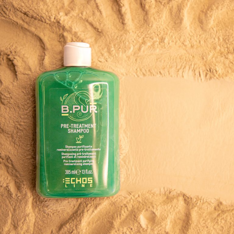B pur - Shampooing purifiant et reminéralisant qui nettoie en profondeur le cuir chevelu. Enrichi à l'argile blanche et beurre de karité.