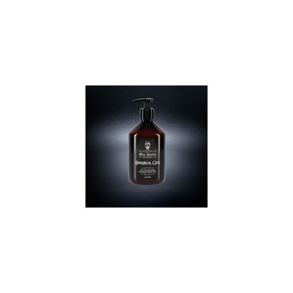BARBER GEL - MEN STORIES BARBER GEL - MEN STORIES est un gel de précision translucide. Ce gel vous garantit une visibilité maximale tout au long de votre rasage. Il vous permet de styliser votre barbe et ses contours en toute transparence. Grâce à sa formule originale non-moussante, il vous offre un contrôle de glisse optimal pour des finitions nette. Apaise le feu du rasoir et prévient les irritations, micro coupures et boutons de rasage. 2 formats s'offrent à vous : 100 ML ou 500ML