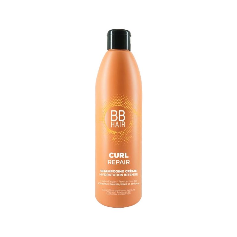 BB Curl Repair Shampooing - GENERIK aide à hydrater et nourrir les cheveux bouclés à crépus sans les alourdir. Il est enrichi en huile d’argan et provitamine B5, aux propriétés revitalisantes pour les cheveux. Sa formulation sans sulfates nettoie en douceur les cheveux et le cuir chevelu. Les boucles sont faciles à démêler, les cheveux sont pleins de vitalité.