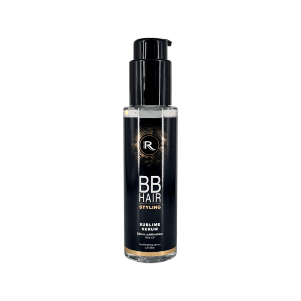 Le sérum sublimateur BBHair Styling prépare les cheveux à toutes les coiffures. Appliqué avant le brushing, il permet un maintient et optimise le temps de séchage. Les cheveux sont gainés. Appliqué en finition du brushing, il apporte un effet «douceur» instantané pour des cheveux soyeux. Sa texture gel pailleté favorise son application. Avec son filtre UV, il protège la fibre et évite l’oxydation de la couleur pour une meilleure tenue et plus d’éclat.
