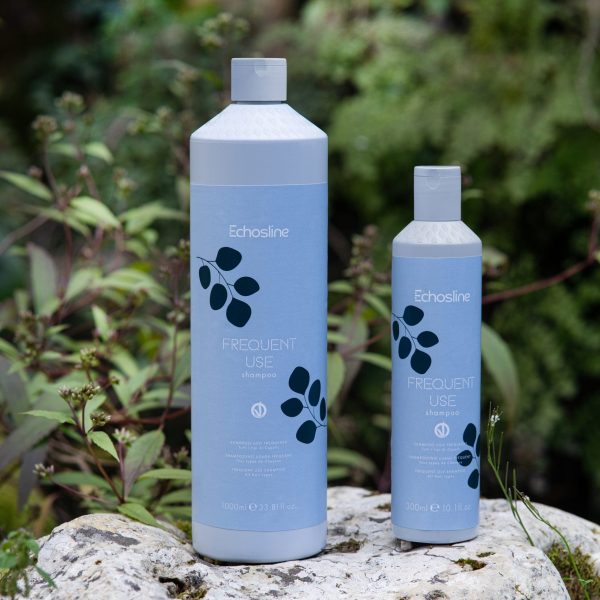 Découvrez le secret de cheveux sains, propres et sublimés au quotidien avec le Shampoo Usage Fréquent Echosline. Conçu pour répondre à tous les besoins capillaires, ce shampooing polyvalent est idéal pour un nettoyage doux et régulier, adapté à tous les types de cheveux. Sa formule légère, sans SLS/SLES, est l'option parfaite pour ceux qui cherchent à préserver la santé de leurs cheveux tout en respectant leur équilibre naturel.