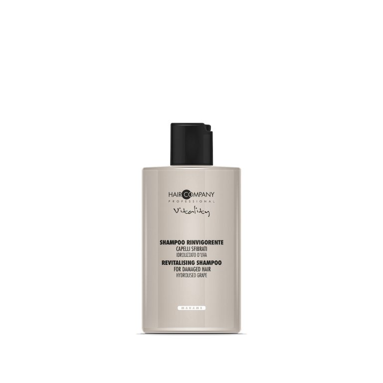 Le shampooing revigorant est bien plus qu’un simple nettoyant : il agit en profondeur pour protéger, renforcer et revitaliser les cheveux fragilisés.