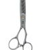 Le Mercury est le parfait complément de vos ciseaux de coupe. Il permet de fondre une ligne, d’adoucir une structure ou de créer du volume maîtrisé, sans jamais abîmer la fibre. Un indispensable en salon !